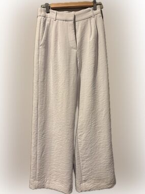 Abercrombie & Fitch White Fabric Brand Tag
